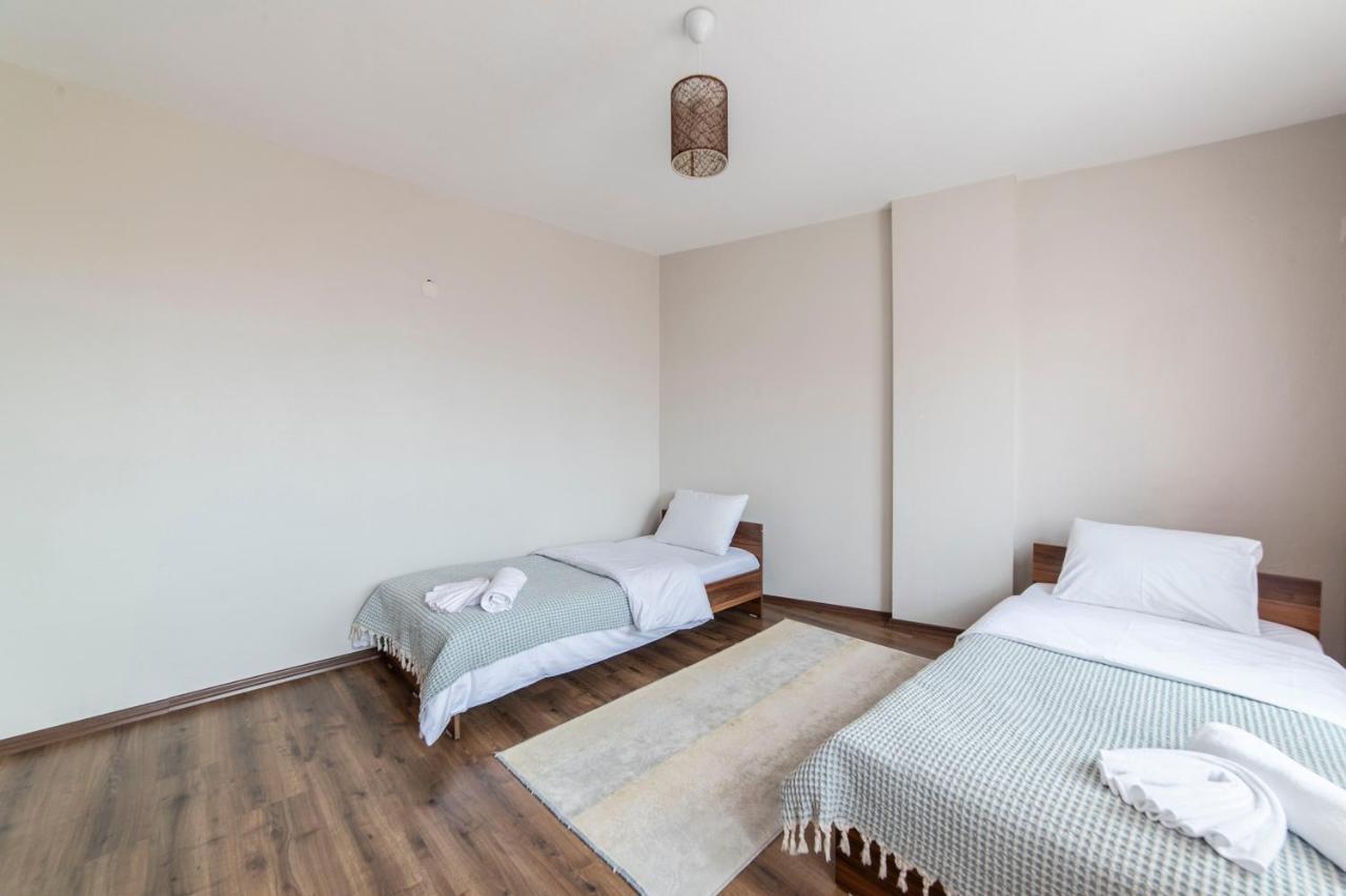 Centrally Located 2 Bedroom Apt With Netflix Bursa Esterno foto