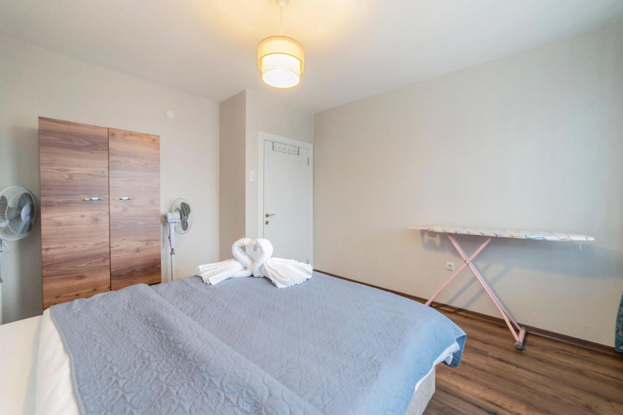 Centrally Located 2 Bedroom Apt With Netflix Bursa Esterno foto