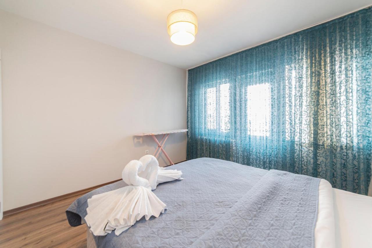 Centrally Located 2 Bedroom Apt With Netflix Bursa Esterno foto